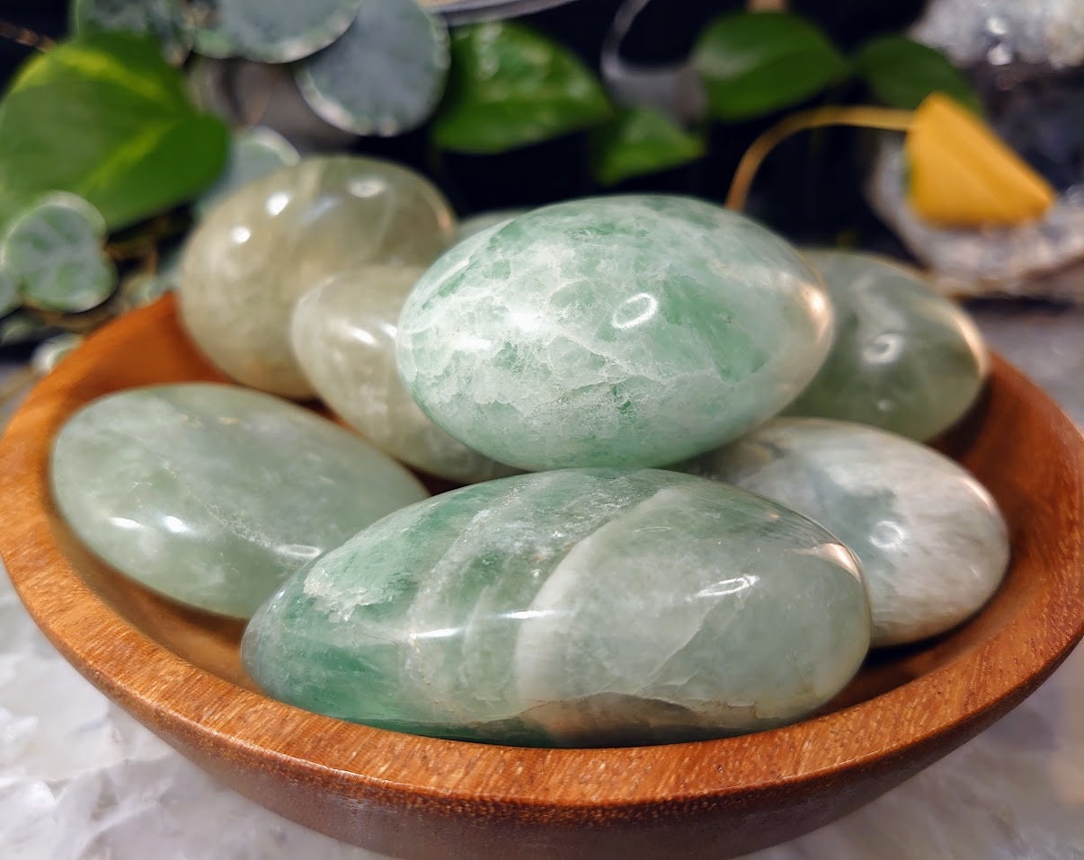 Green Fluorite Palm Stone from Madagascar for Crystal Healing /UV Reactive / Reiki / Meditation / Gemstone Collectors / Altar Decor