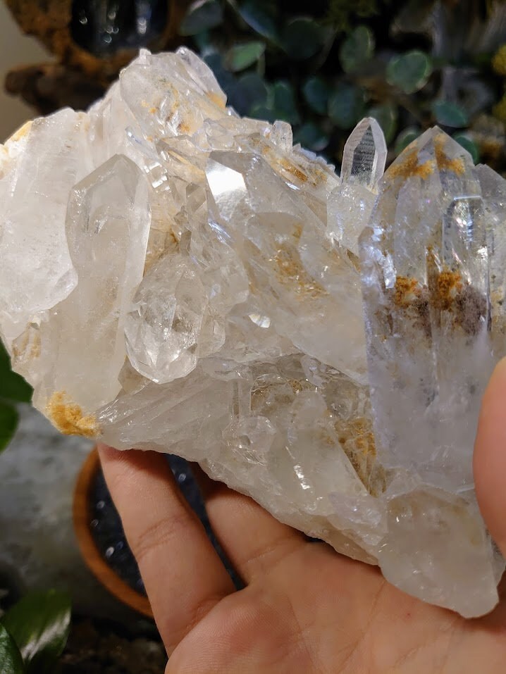 937g Clear Quartz Cluster with Golden Healer and Lodolite Inclusions from Minas Gerais, Brazil for Crystal Healing / Altar and Home Decor