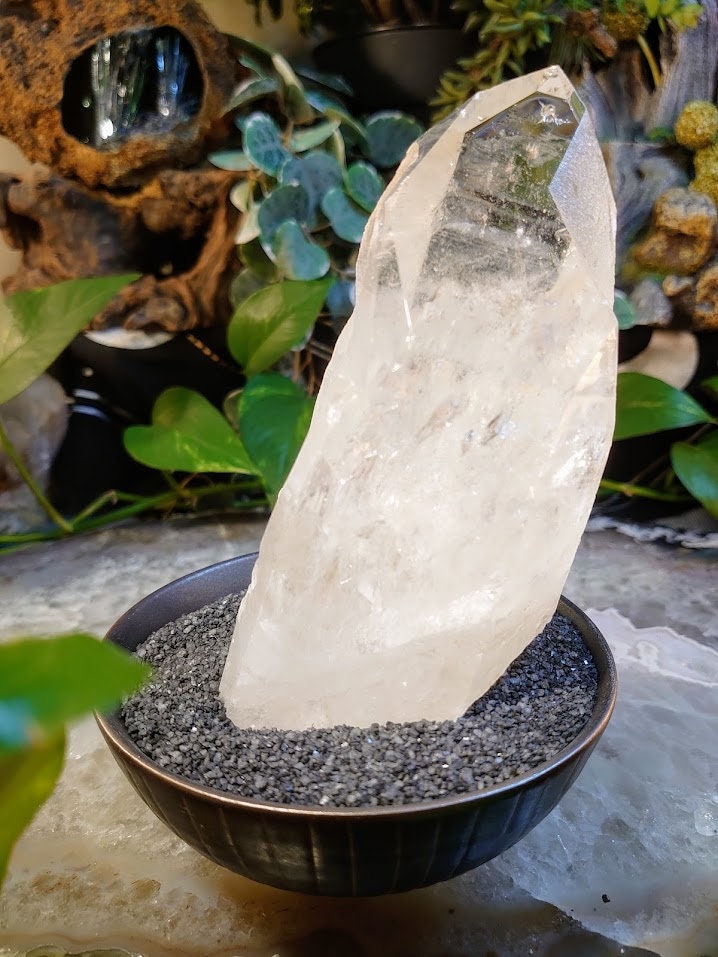 765g Clear Lemurian Quartz Point from Minas Gerais, Brazil for Crystal Healing / Meditation / Altar Decor