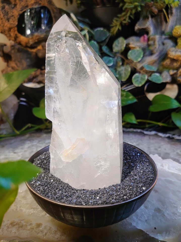 765g Clear Lemurian Quartz Point from Minas Gerais, Brazil for Crystal Healing / Meditation / Altar Decor
