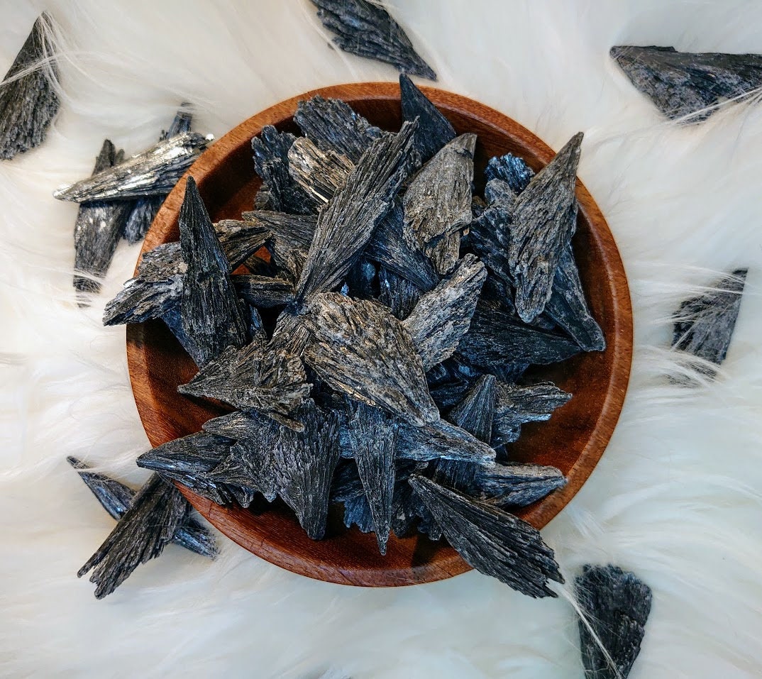 Black Kyanite Fans/ from Brazil for Meditation / Choose Your Size/ Grids / Cord Cutting / Metaphysical / Jewelrycrafting