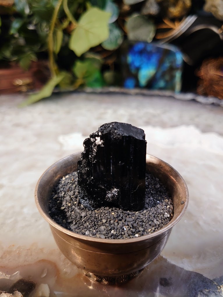 Glossy Black Tourmaline / Schorl Crystal From Madagascar / 28.23g / Thumbnail Specimen / for Desk Decor / Reiki / Collection