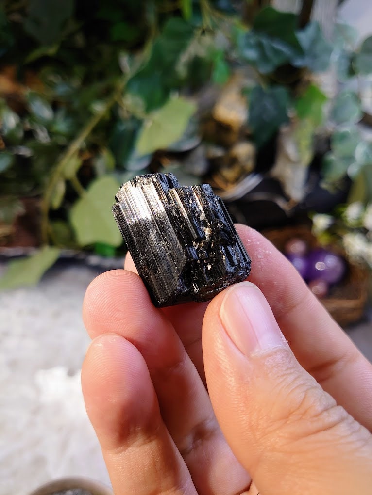 Glossy Black Tourmaline / Schorl Crystal From Madagascar / 28.23g / Thumbnail Specimen / for Desk Decor / Reiki / Collection