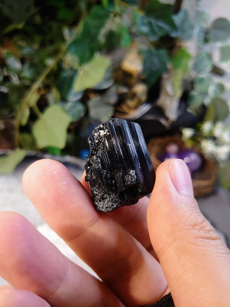 Glossy Black Tourmaline / Schorl Crystal From Madagascar / 28.23g / Thumbnail Specimen / for Desk Decor / Reiki / Collection