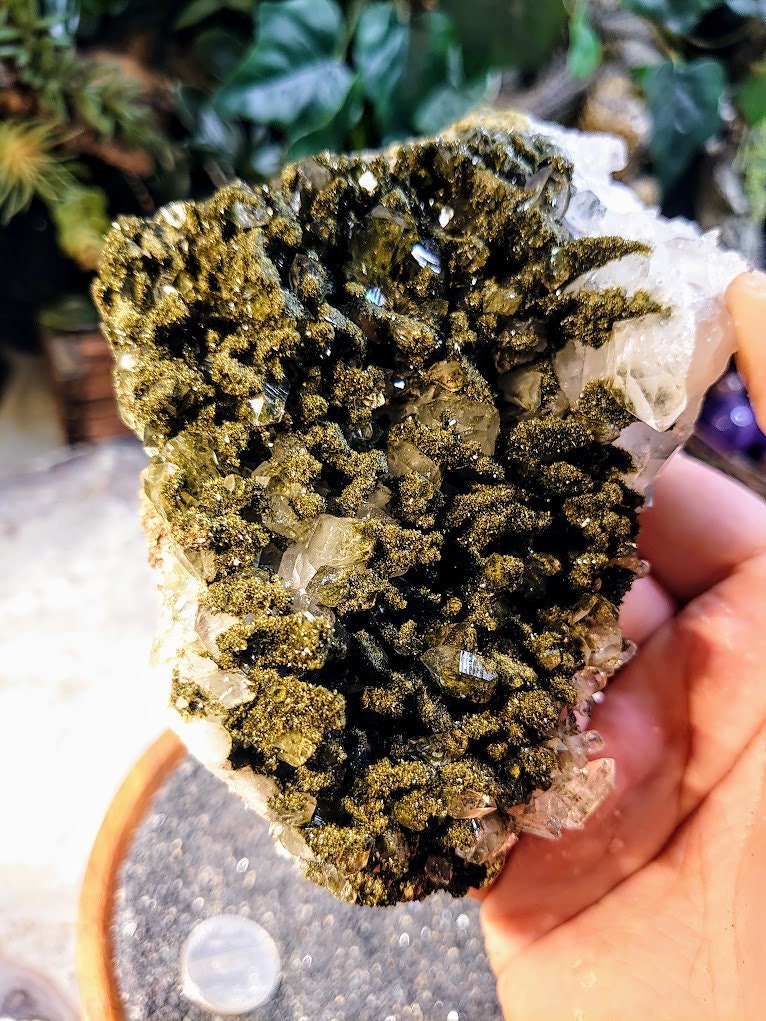 Gorgeous Quartz with Forest Green Epidote Fingers from Turkey for Crystal Healing / 638g / Mineral Collection / Cabinet Specimen