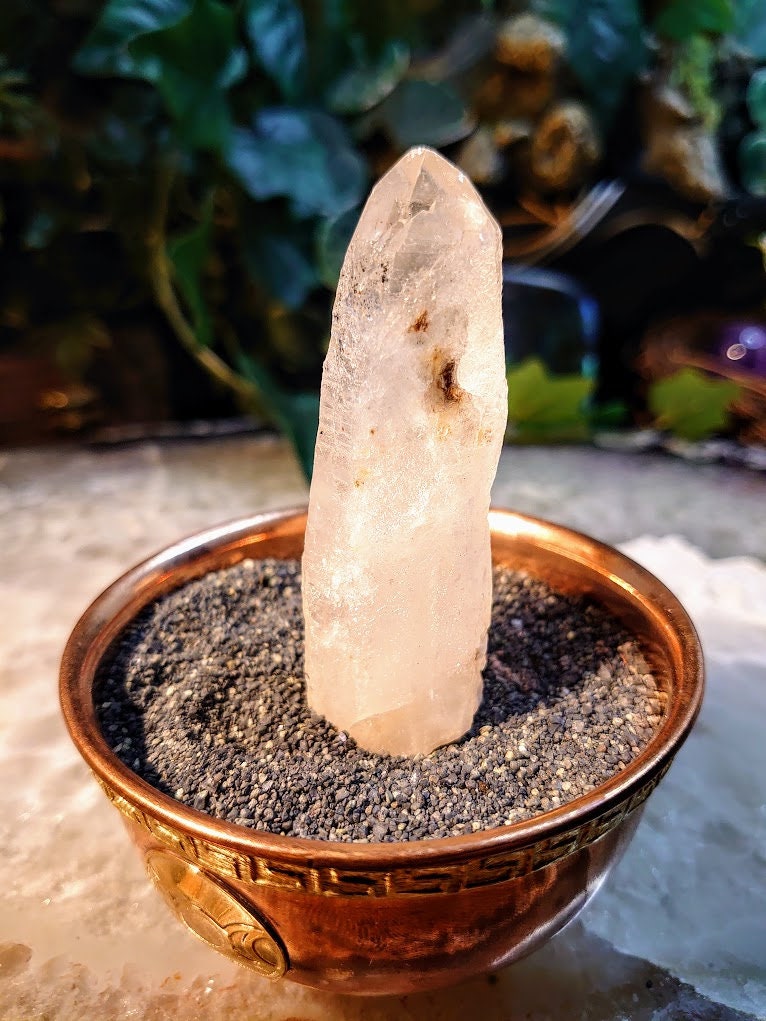 3 1/4" Congo Lemurian Clear Quartz Point from DRC for Crystal Healing / 53.35g / Meditation / Collection