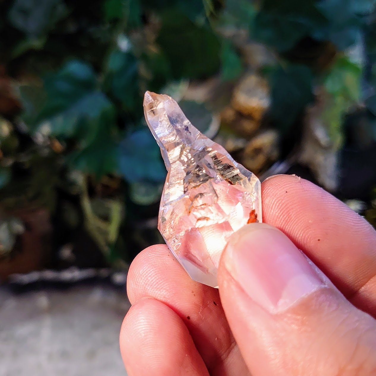 11.1g "Firefly" Double Terminated Petroleum Quartz Scepter from Madirobe, Madagascar for Crystal Healing / Meditation / Collection /