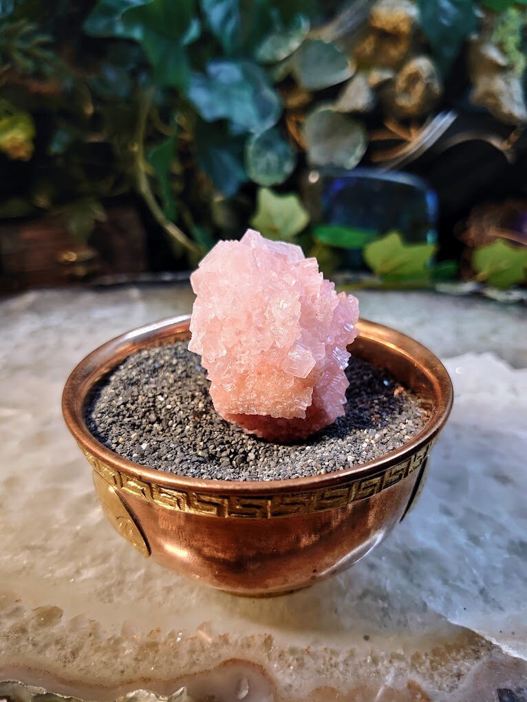 Natural Pink Halite Crystal from California, USA for Crystal Healing / 34.01g / Salt Formation / Altar and Home Decor / Collection