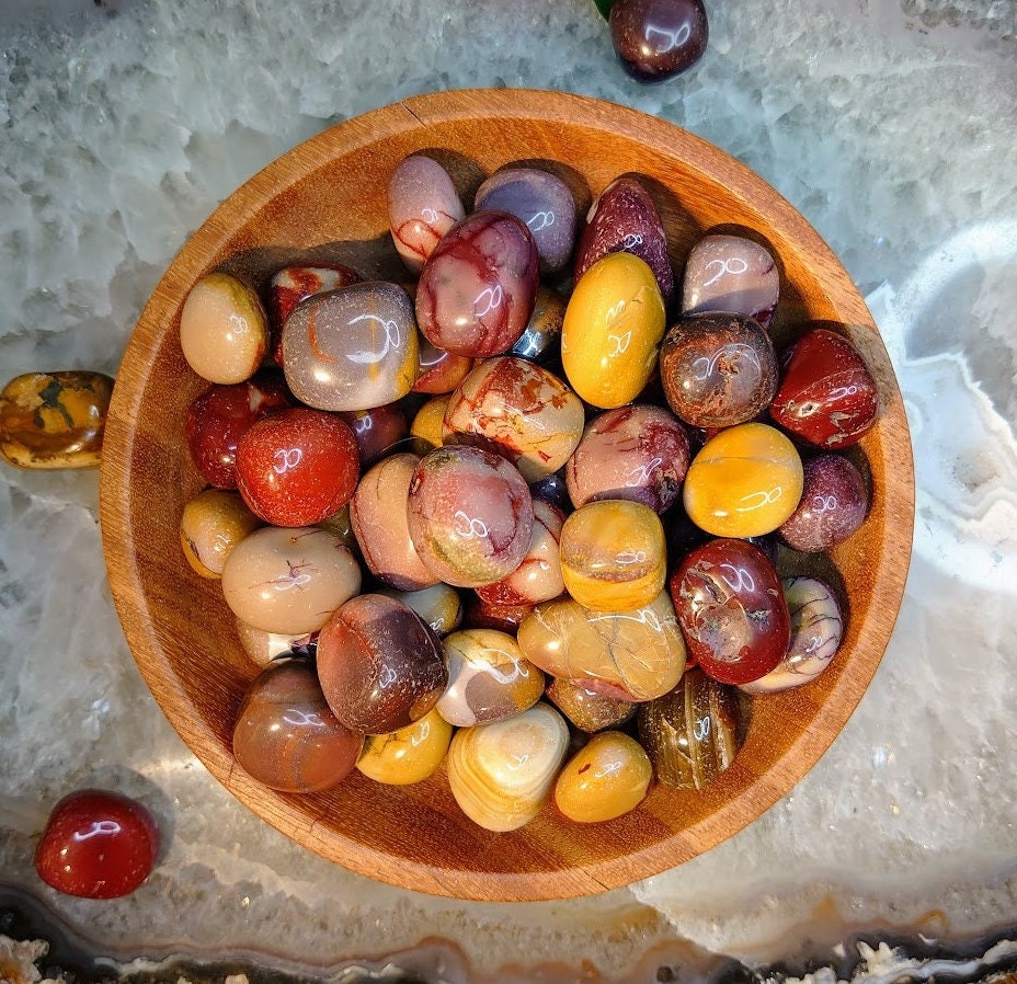 Mookaite Jasper Tumbled Stone from Australia / Polished Pebbles/ for Crystal Healing & Grids/ Reiki/ Meditation/ Energy Work/