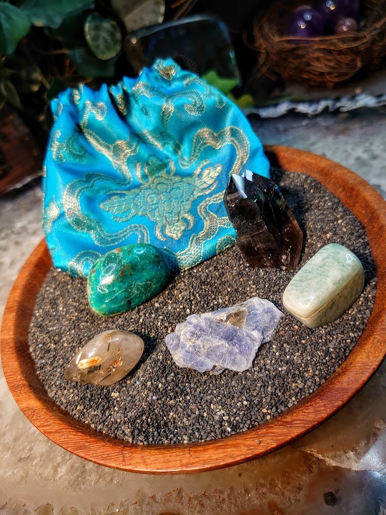 Authenticity Mojo Bag / Crystal Healing Kit / Medicine Bag / Crystal Set / Meditation Stones