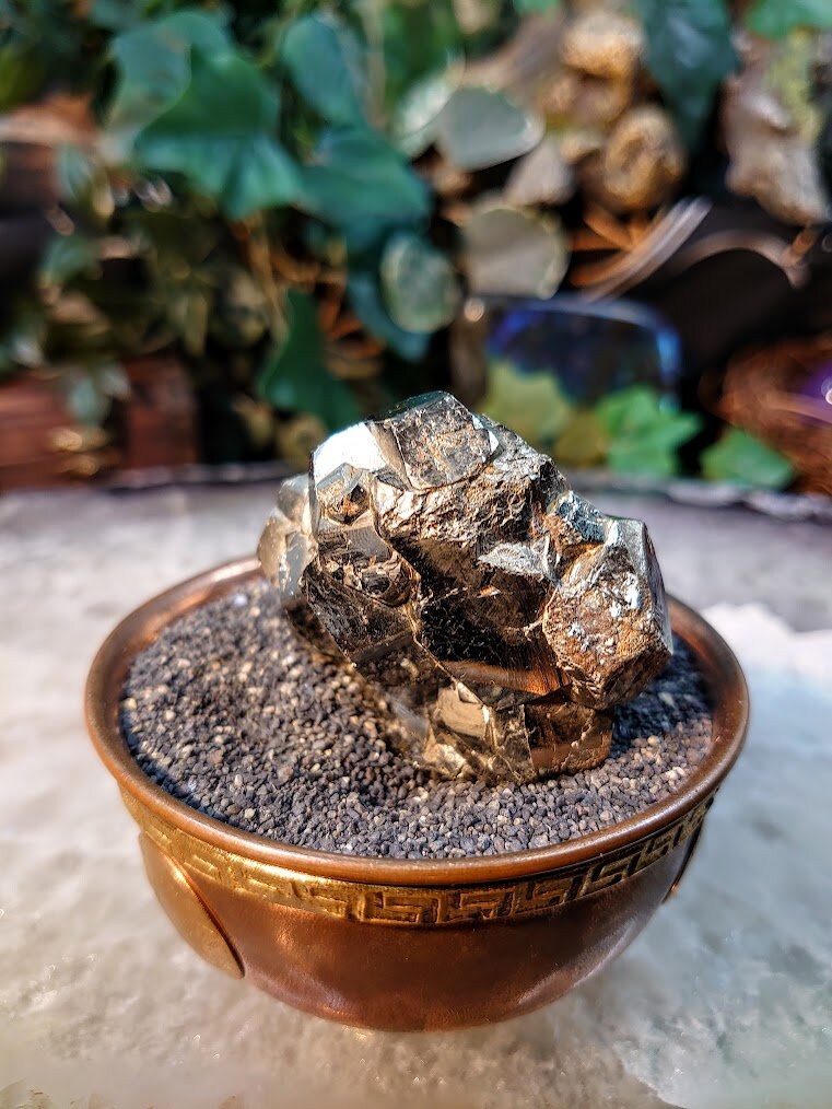 Pyrite "Fool's Gold" Cluster from Tuscany, Italy for Collection / 182g / Home and Altar Decor / Gifting / Miniature Size Class