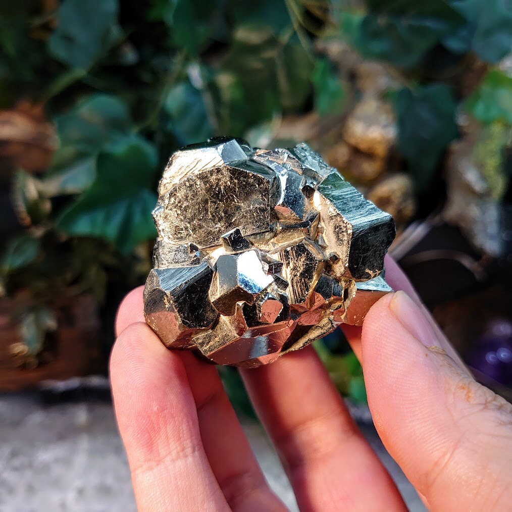 Pyrite "Fool's Gold" Cluster from Tuscany, Italy for Collection / 182g / Home and Altar Decor / Gifting / Miniature Size Class