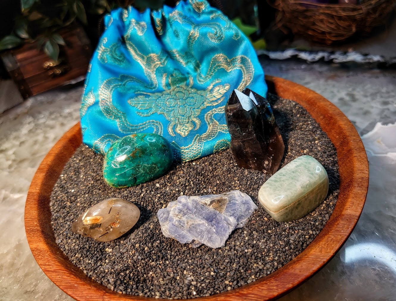 Authenticity Mojo Bag / Crystal Healing Kit / Medicine Bag / Crystal Set / Meditation Stones