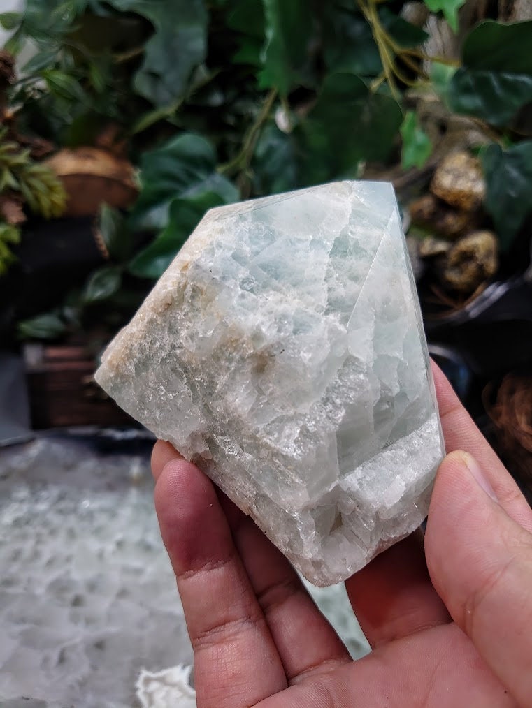 Semi Polished Aquamarine Generator/Obelisk/Tower from Brazil for Crystal Healing / 428g / Reiki / Meditation / Home & Altar Decor