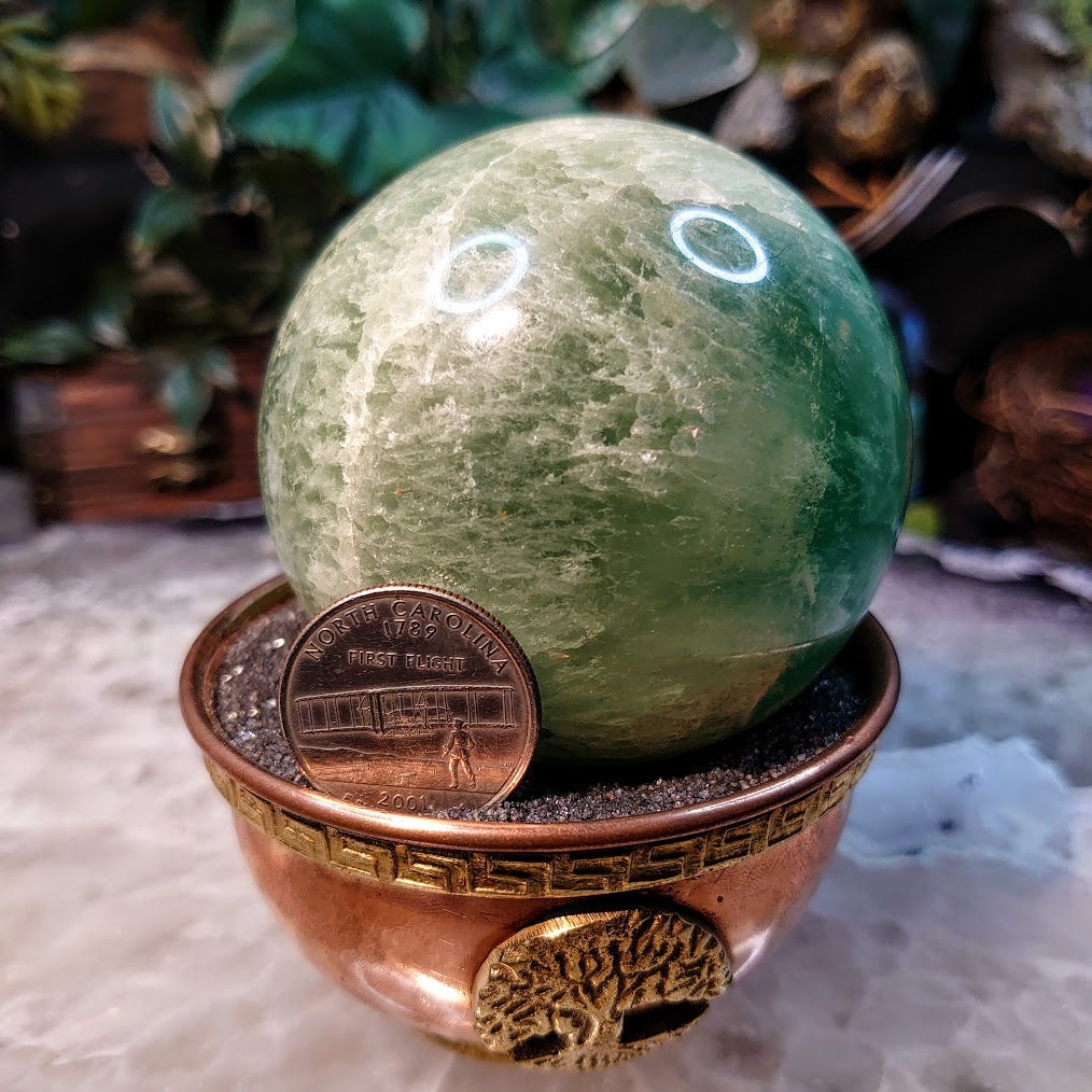 3" Green Fluorite Sphere from China for Crystal Healing / 622g / UV Reactive / Reiki / Meditation / Gemstone Collectors / Altar Decor
