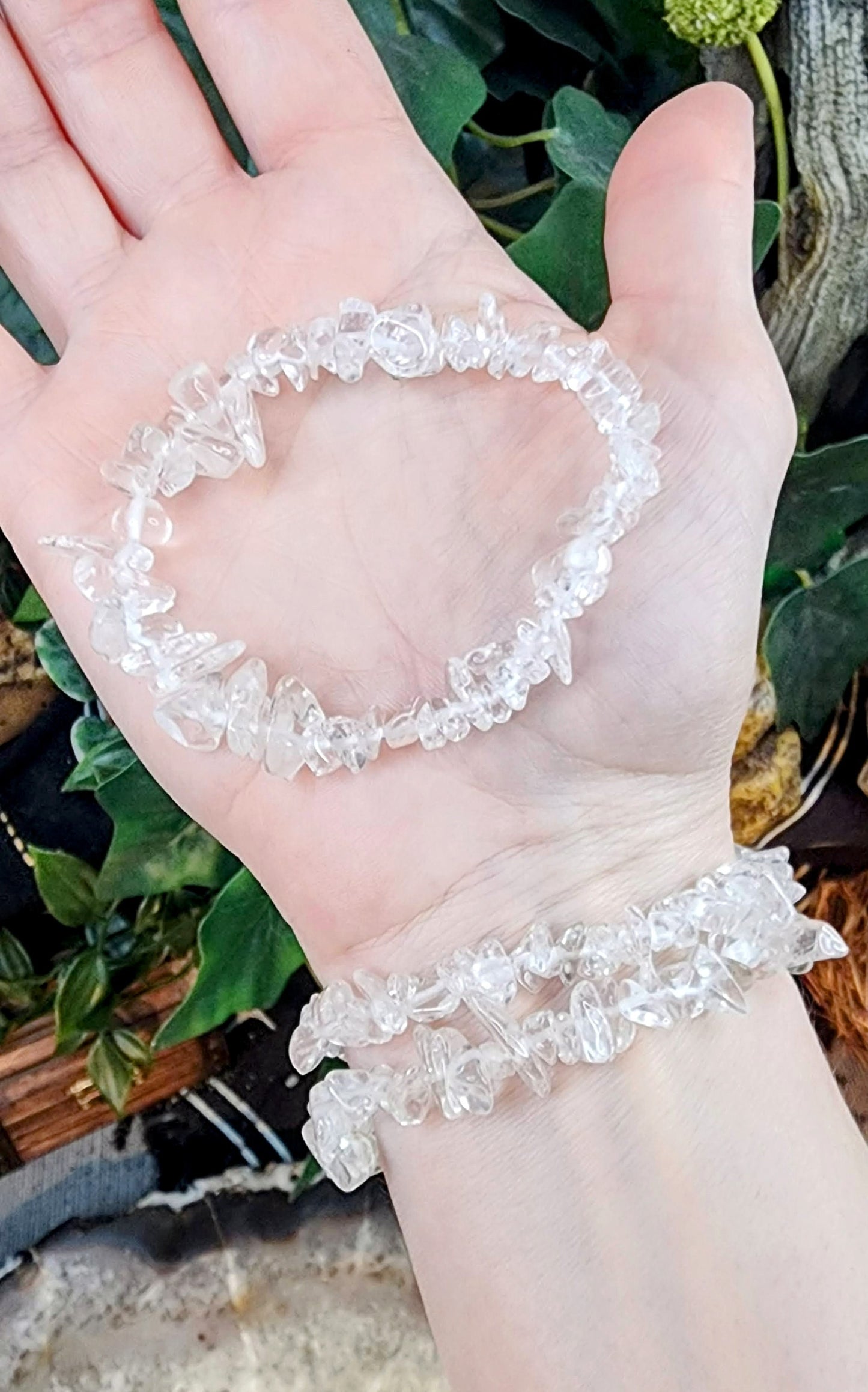 Clear Quartz Gemstone Stretch Bracelet with Chip Stone Beads/ Handmade/ High Quality/ Crown Chakra