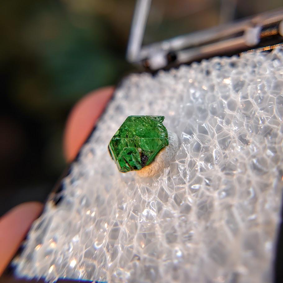 2.15ct Tsavorite Garnet Gemstone from Merelani Hills, Tanzania / Thumbnail Size / Plastic Perky Box / Collection / Emerald Green / Grossular