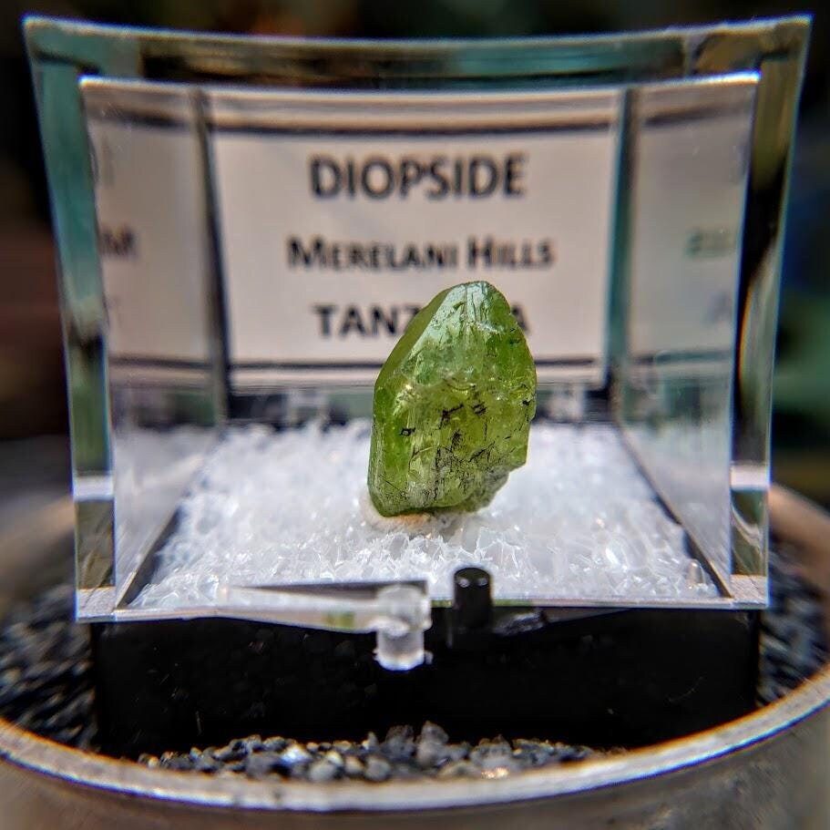 8.95ct Natural Diopside Gemstone from Manyara Region, Tanzania for Crystal Healing / Meditation / Thumbnail Size / Collection / Green Jewel
