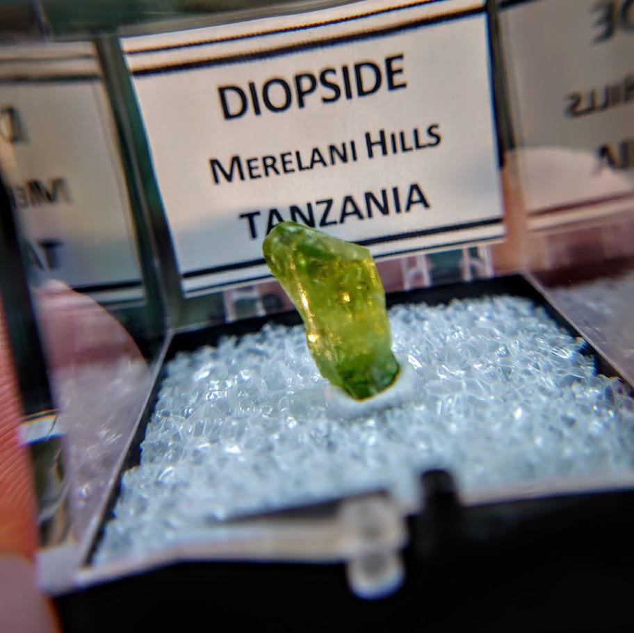 4.75ct Natural Diopside Gemstone from Manyara Region, Tanzania for Crystal Healing / Meditation / Thumbnail Size / Collection / Green Jewel