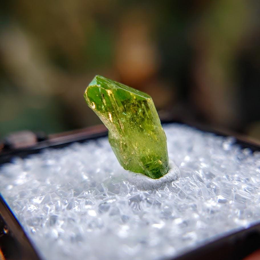 4.75ct Natural Diopside Gemstone from Manyara Region, Tanzania for Crystal Healing / Meditation / Thumbnail Size / Collection / Green Jewel