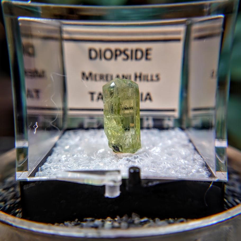 11.50ct Natural Diopside Gemstone from Manyara Region, Tanzania for Crystal Healing / Meditation / Thumbnail Size / Collection / Green Jewel