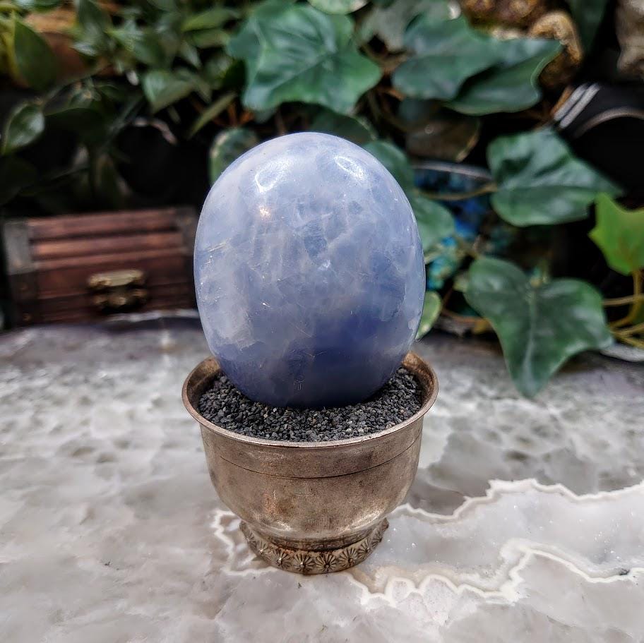 Blue Calcite Palmstone from Pakistan for Altar and Home Decor / Crystal Healing / Reiki / Collection