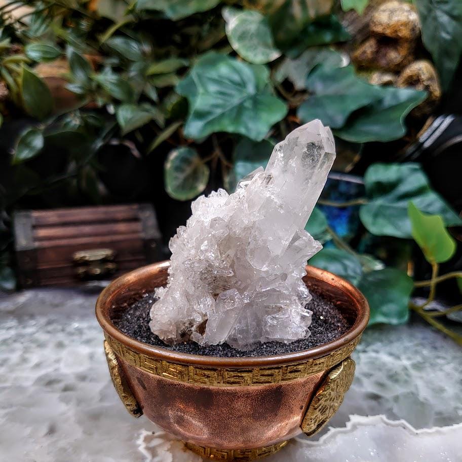 Clear Quartz Cluster from Minas Gerais, Brazil for Crystal Healing / 82.92g / Meditation / Altar Decor
