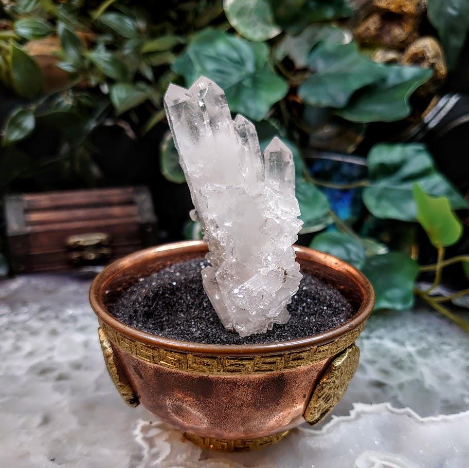 Clear Quartz Cluster from Minas Gerais, Brazil for Crystal Healing / 82.92g / Meditation / Altar Decor