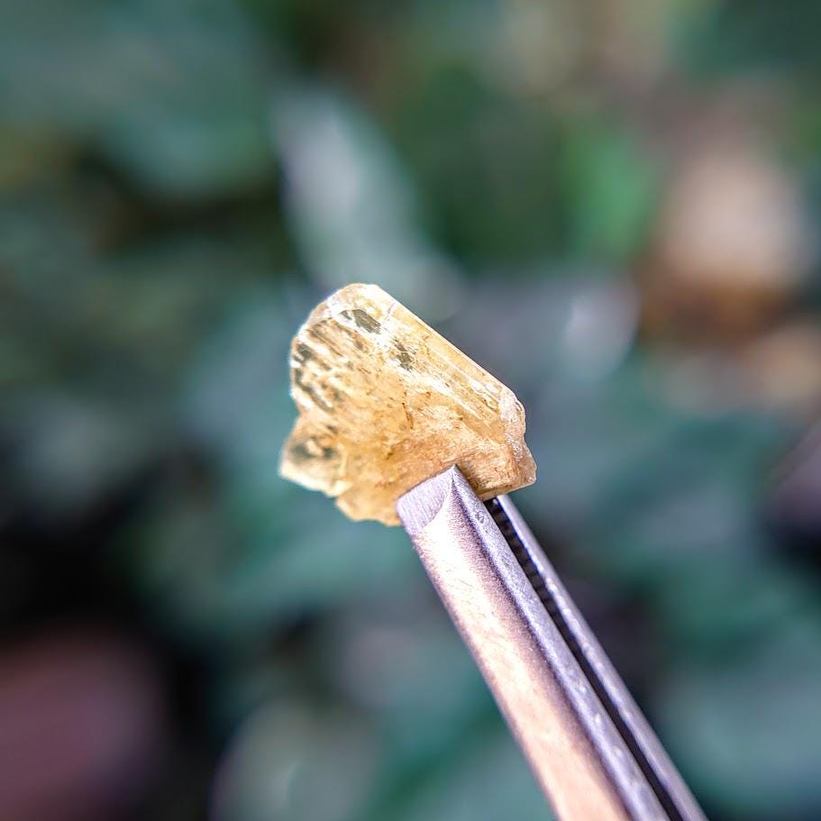 2.40ct Chrysoberyl Gemstone from Ambatondrazaka, Madagascar for Crystal Healing/ Collection/ 0.50g / Jewelry Crafting / Thumbnail Size Class