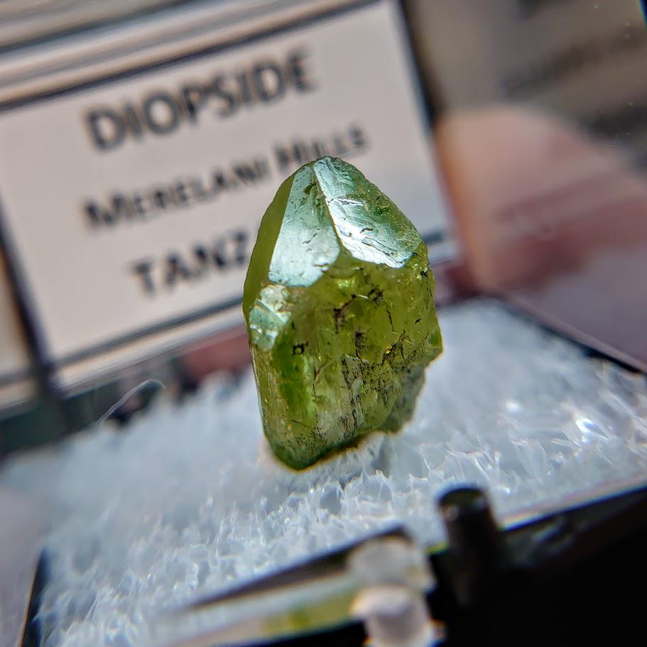 8.95ct Natural Diopside Gemstone from Manyara Region, Tanzania for Crystal Healing / Meditation / Thumbnail Size / Collection / Green Jewel