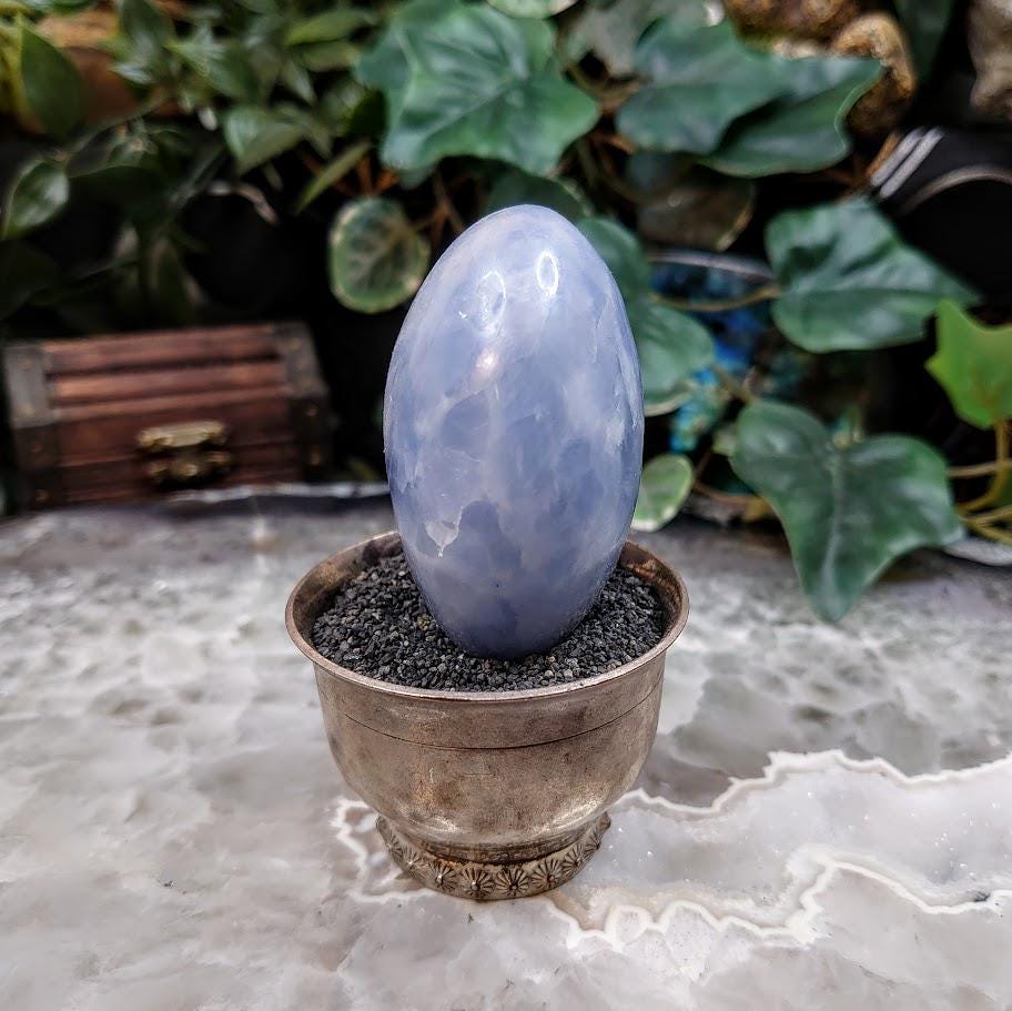 Blue Calcite Palmstone from Pakistan for Altar and Home Decor / Crystal Healing / Reiki / Collection