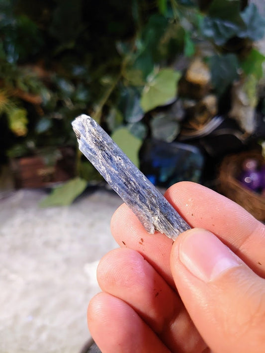 2 3/8" Deep Blue/Indigo Kyanite Crystal from Zimbabwe for Meditation / Grids / Cord Cutting / Metaphysical / Jewelrycrafting