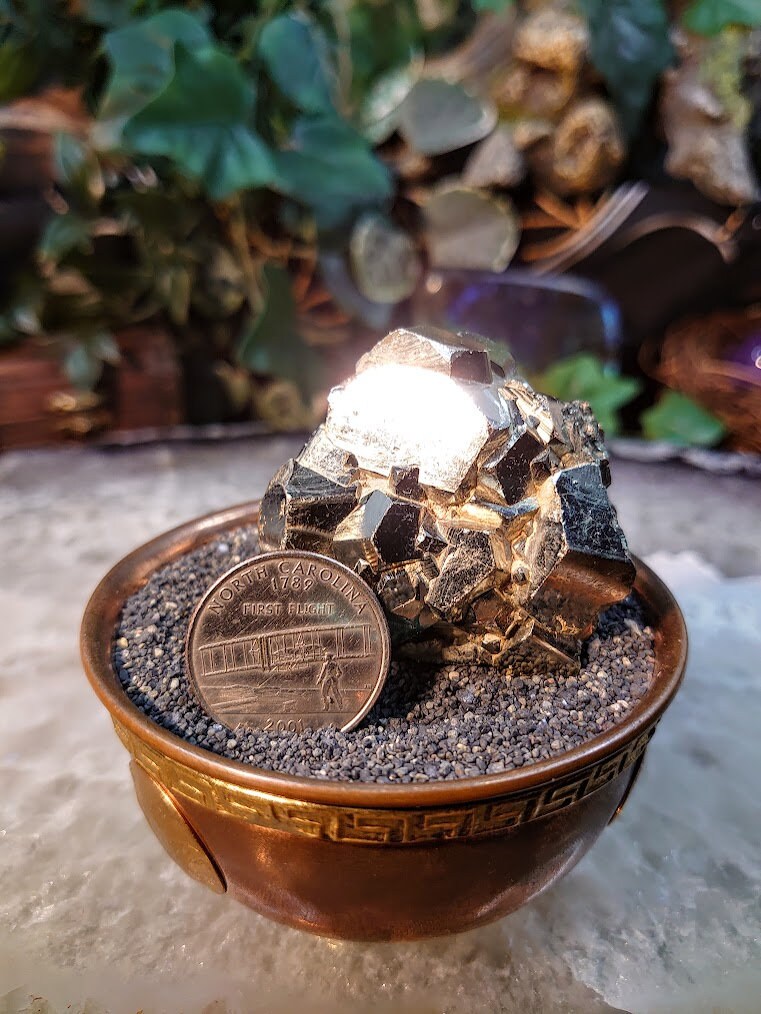 Pyrite "Fool's Gold" Cluster from Tuscany, Italy for Collection / 182g / Home and Altar Decor / Gifting / Miniature Size Class