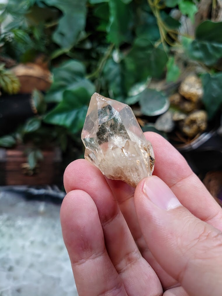 Small Natural Kundalini Congo Citrine Cluster with Phantom for Altar & Home Decor / 28.26g / Energy Work / Crystal Healing / Miniature Class