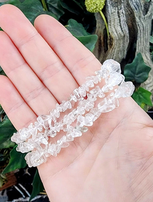 Clear Quartz Gemstone Stretch Bracelet with Chip Stone Beads/ Handmade/ High Quality/ Crown Chakra